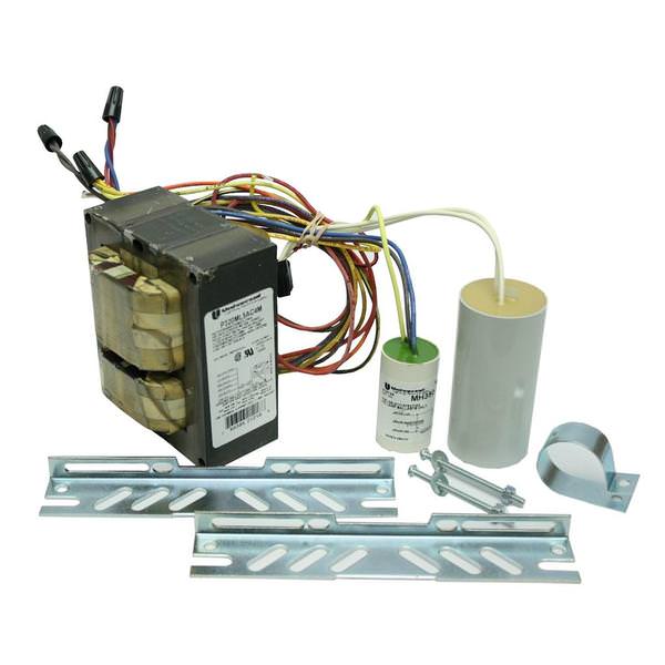 1 Lamp - 320 watt - 120/208/240/277/480 volt - M132 - Pulse Start | Universal Metal Halide HID Ballast Kit (Universal P320ML5AC4M500K 21217)
